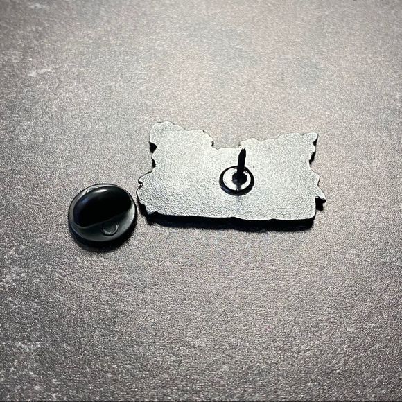 F You Scrabble Words Enamel Pin/ Brooch - Picture 4 of 6